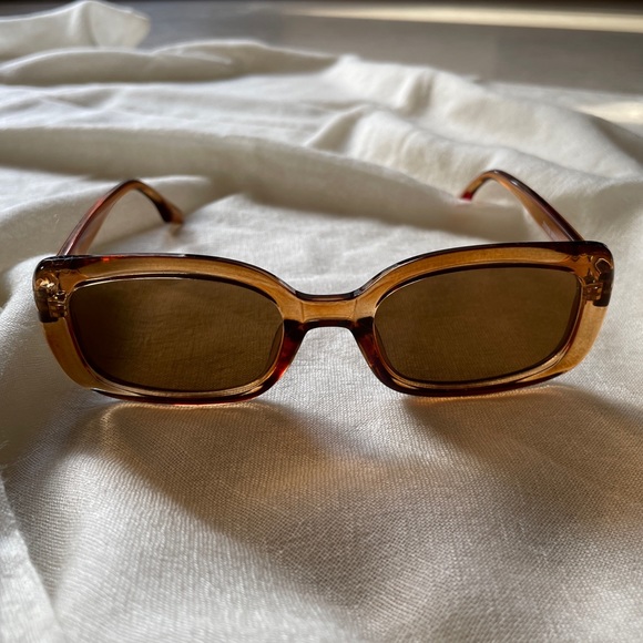 Accessories - Brown Sunglasses